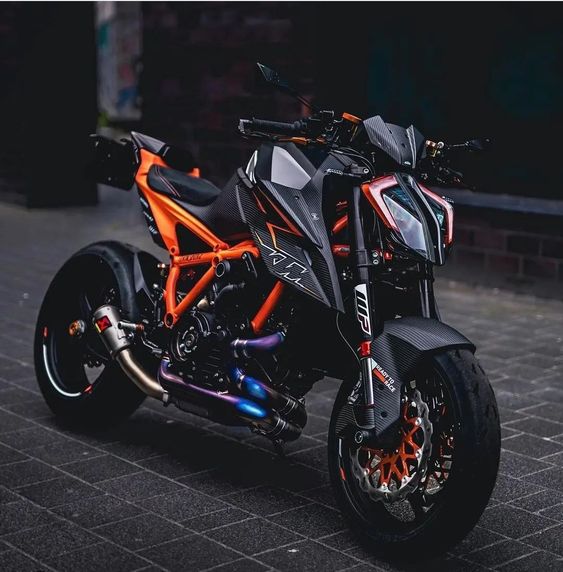 KTM DUKE