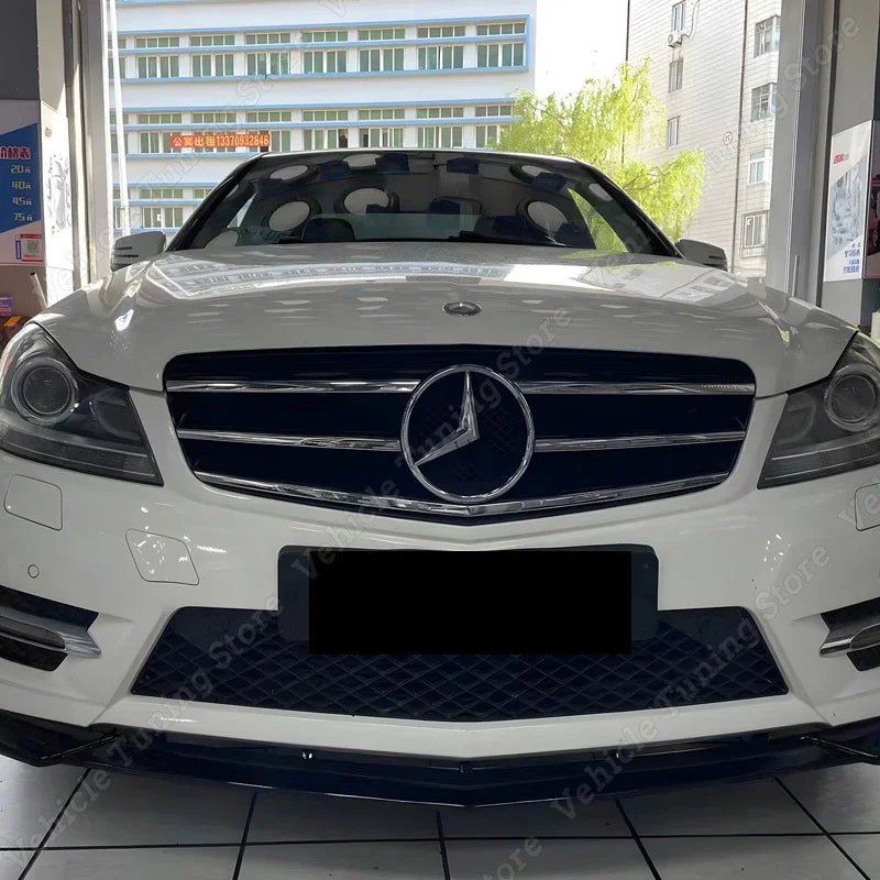 Lip Frontal  Mercedes w204

3Pcs Front Bumper Splitter Diffuser For Mercedes Benz W204 S204 Facelift C200 C260 C300 2011-2014 Front Lip Spoiler Accessories