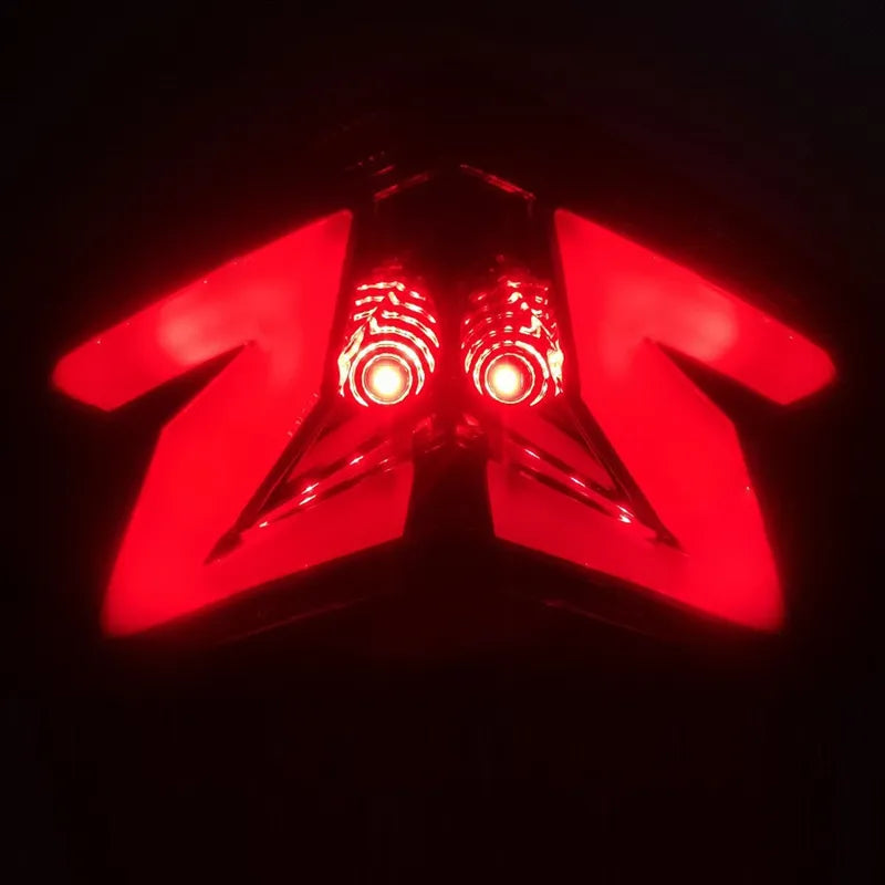 Farol STop KAWASAKI z800

1PC Motorcycle Led Taillight Brake Rear Turn Signal Indicator Lamp Tail Light For Kawasaki Z800 Zx6r Z125