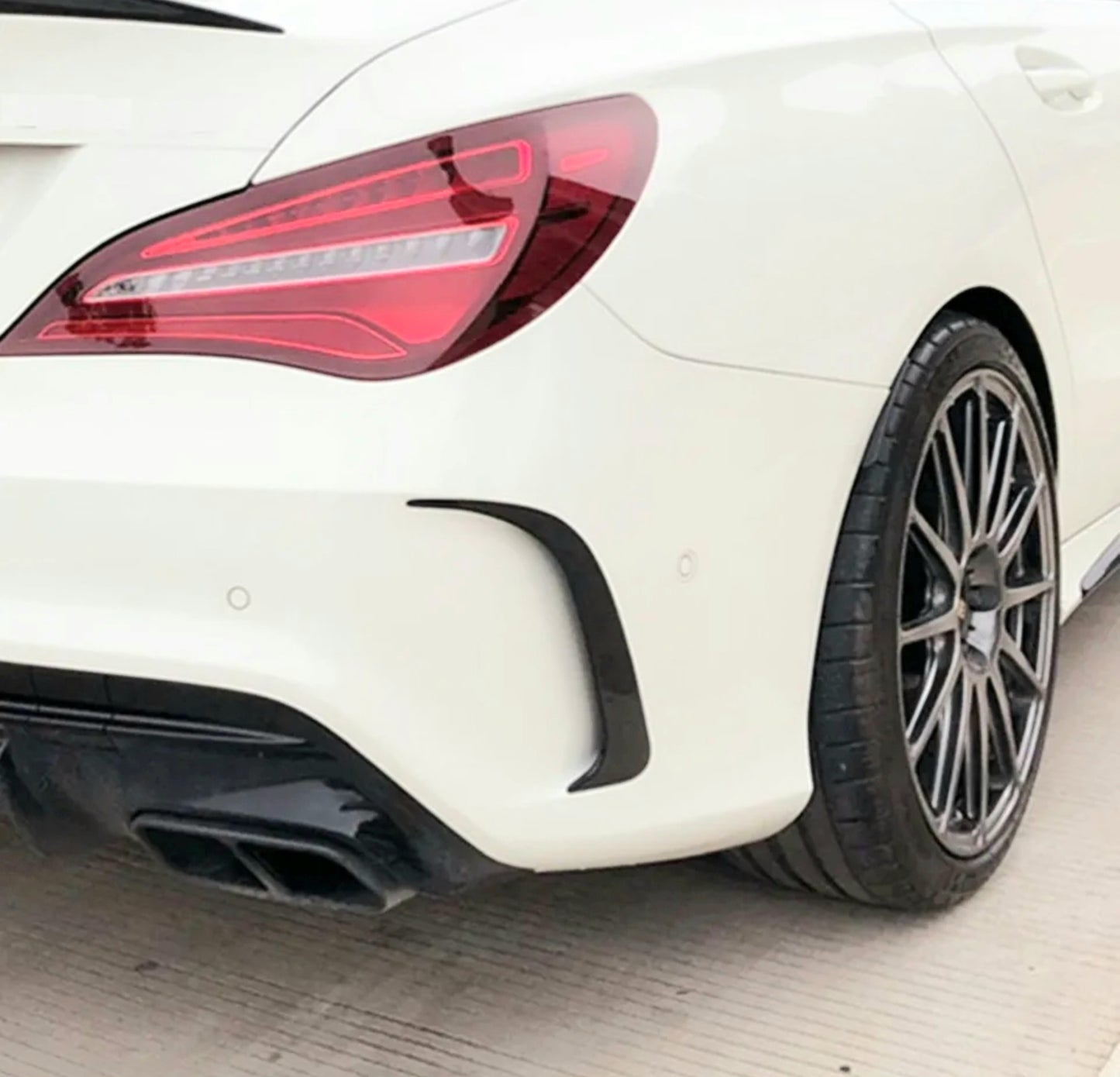 Splits Para-choques Amg Mercedes Cla w117